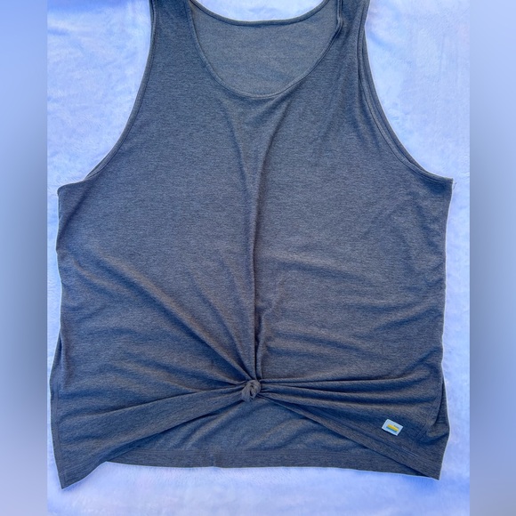 Vouri xxl Gray Knotted Tank Top - Picture 1 of 10